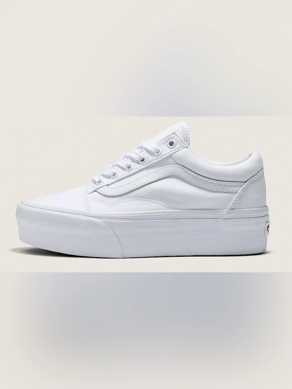 Vans Old Skool white platform sneakers BRAND NEW NEVER WORN SIZE 9.5 Women’s